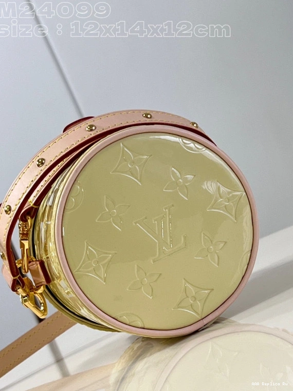 AAA Pruses Bags LOUIS Astor VUITTON 0811